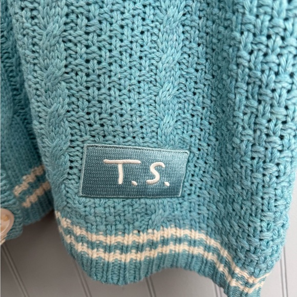 Taylor Swift 1989 Official Cardigan w/minor flaw - Picture 5 of 6